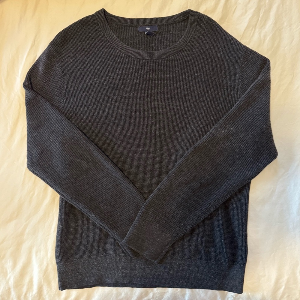 Gap Men’s Gray/Black Pullover Sweater